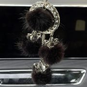 Подвеска на зеркало Меховые шарики черные