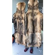 Накидка из шкуры волка без головы цельная (перед)