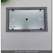 Рамка для номера квадратная с серебристыми стразами 1шт