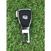 Заглушка на ремень безопасности с гнездом для ремня Хонда (1шт)